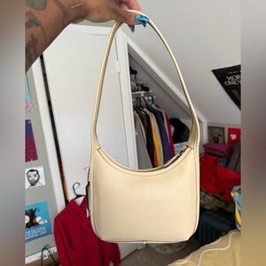 Coach Curve Zip Bag
